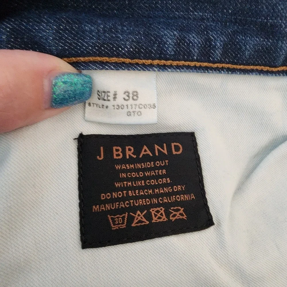 J.Brand Walker Relaxed Straight‎ Leg Size 38 Med Wash Blue Jeans. Button Fly Men